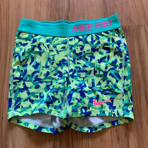 Nike Pants - Nike Pro Spandex Shorts